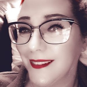 Meet your Posher, Janis